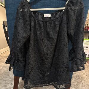 Beautiful black blouse large with adorable sleeves